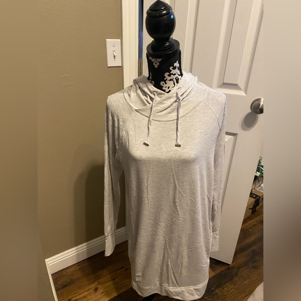 🔥3 for $10🔥 Women’s Gray Tek-Gear On The Go Gear Oversized Hoodie Size Large